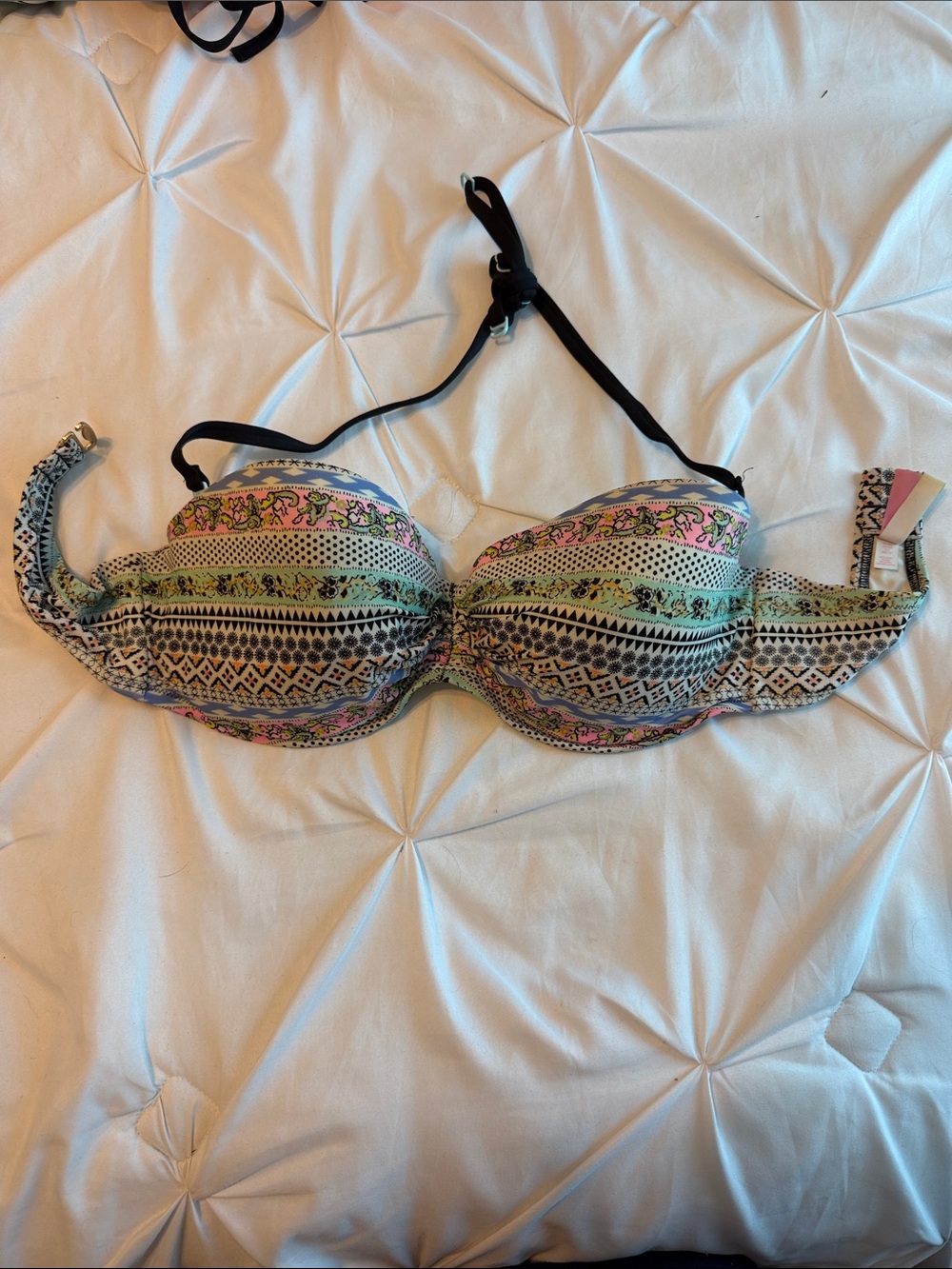 Victoria’s Secret Swim Top 36DD